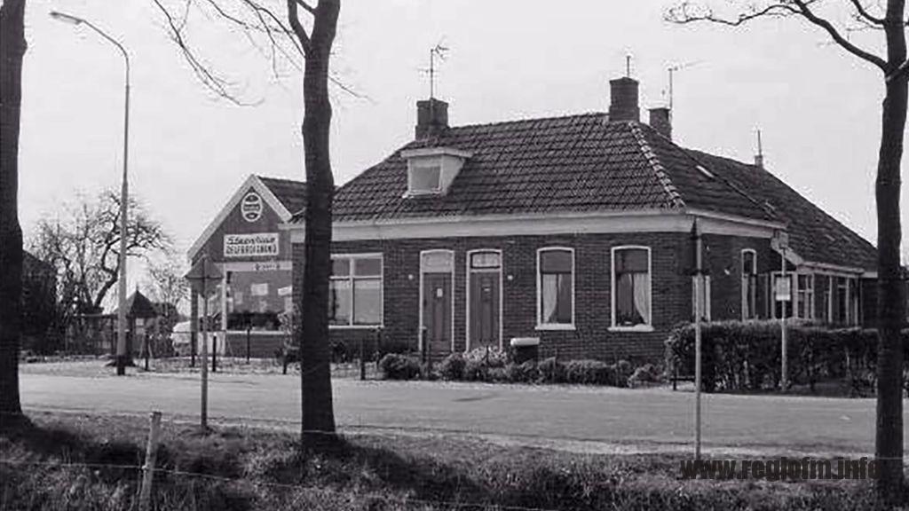 Oude foto: Café van Hendrik Braam in de jaren 60