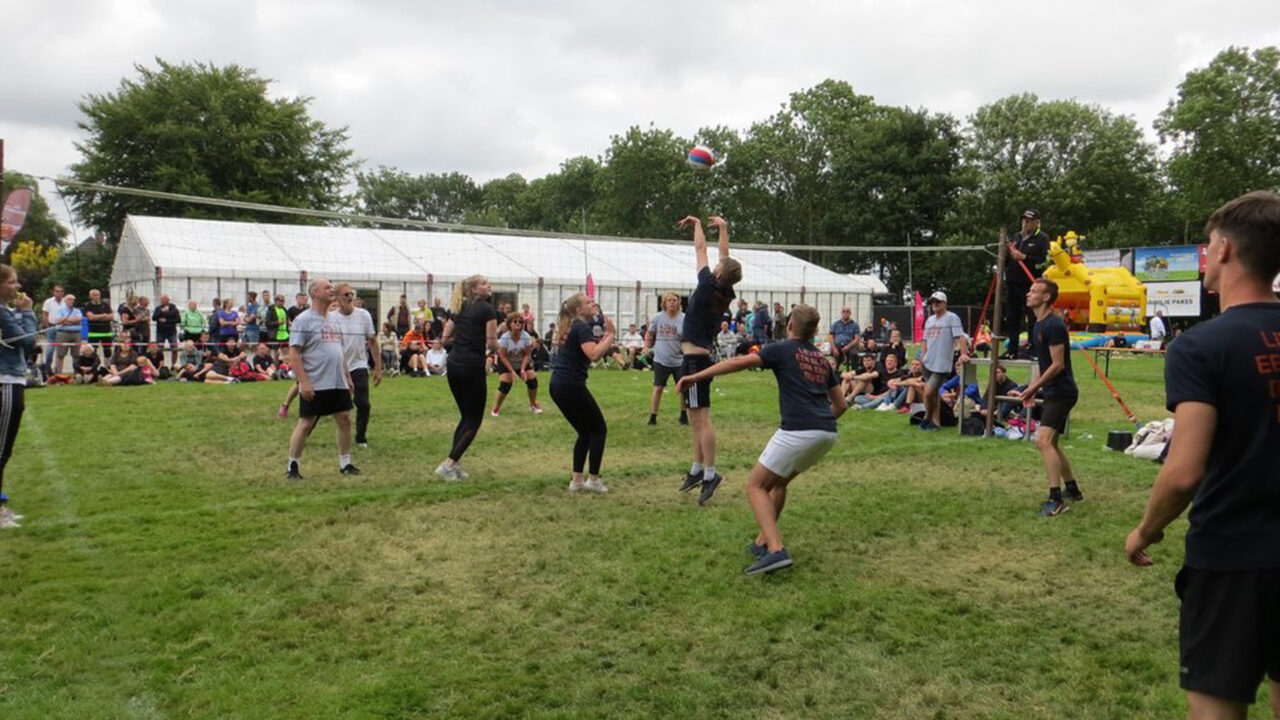 Volleybal Hellum record aanmeldingen