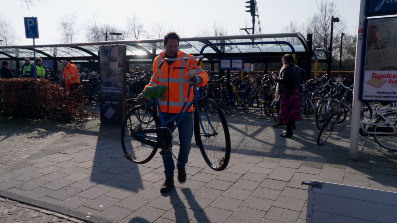 Opruimactie weesfietsen