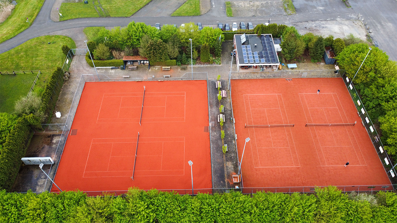 Tennisvereniging Aloë vernieuwt tennisbanen