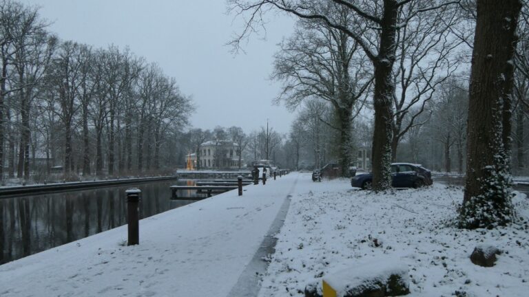 Winterfotos MG Slochteren TV bij haventje