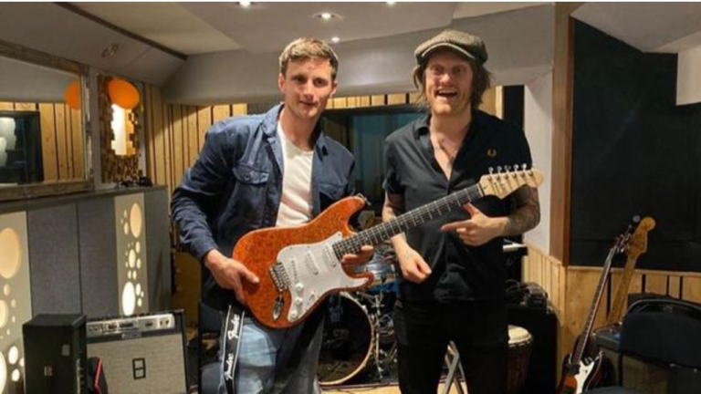 oud leerling aletta college gitaar stempotloodjes