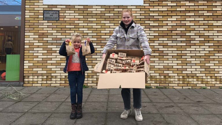 Harkstede Leerlingen fleuren dorp op