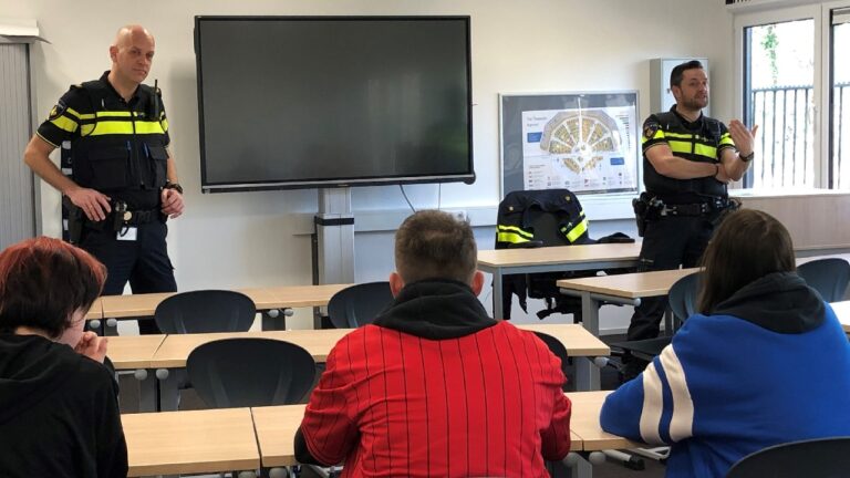 speeddaten politie Aletta Jacobs college TV