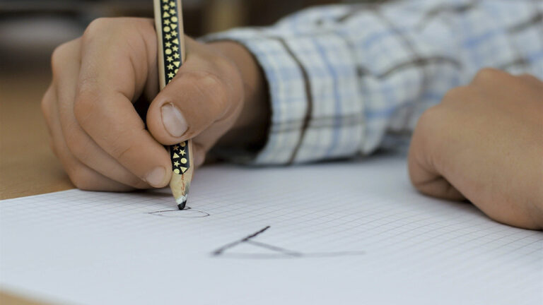 Schijvend kind basisschool