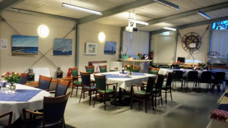 Bezoekerscentrum.jpg scheepswerf woltuis sappemeer schipperscafe TV