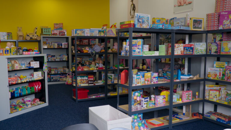 Nieuwe locatie voor Speelgoedbank Amalia