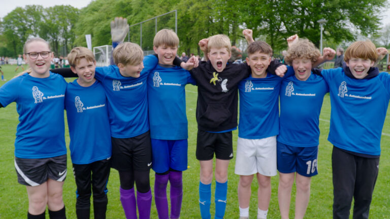 Schoolvoetbaltoernooi Sappemeer