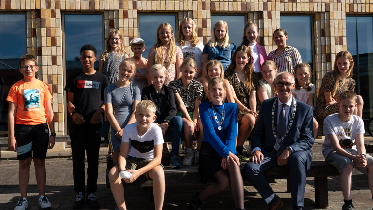 Kinderraad met burgemeester - Presentatie Kinderraadsakkoord (maandag 10 juli 2023)