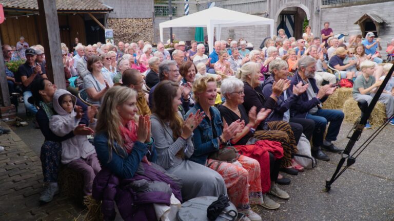 Roegwold.00_03_19_19.Still004