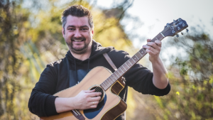 Man Met Gitaar