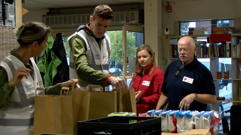 Sequence 02.00_00_16_00.Still001TV