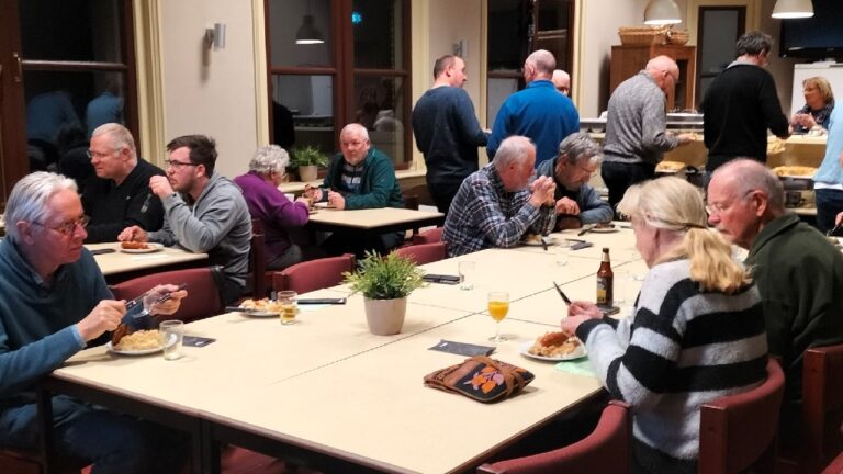 Nieuwjaarsstamppot bij trein en tram museum TV