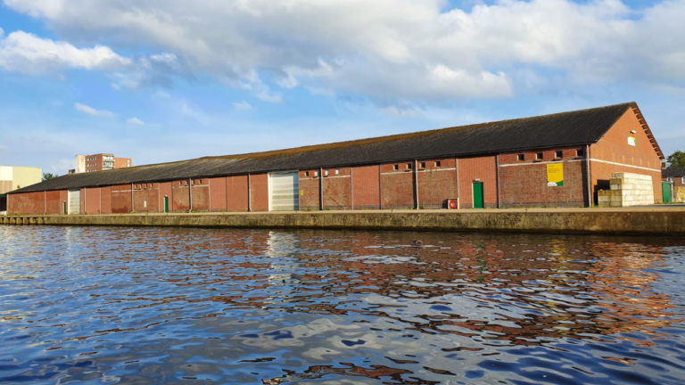 oude Agrifirm pand van Neckstraat Hoogezand