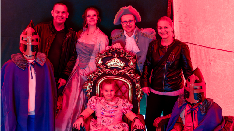 Fiona (6) uit Kropswolde. Opkikkerdag