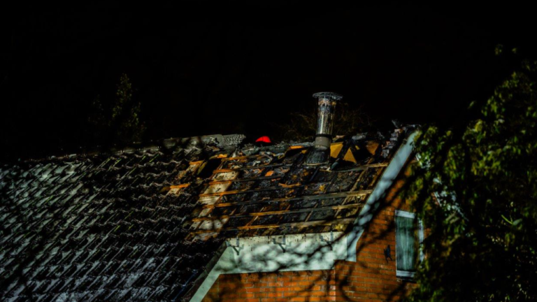 Uitslaande brand Hoofdweg in Schildwolde