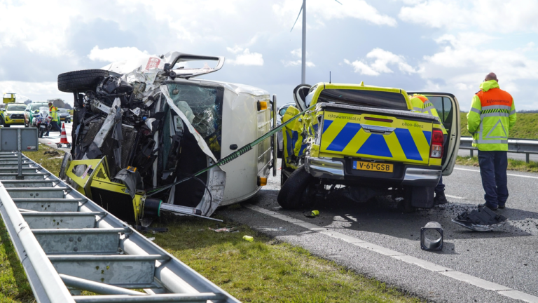 Ongeluk op de N33 nabij Meeden.