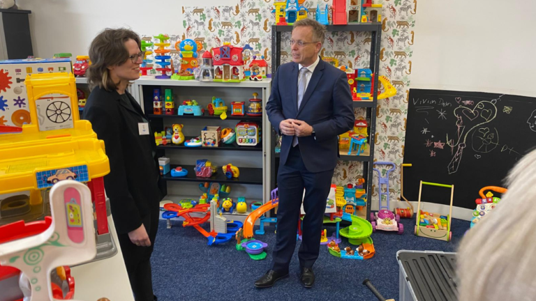 Commissaris van de Koning Paas, vrijwilligers Midden-Groningen