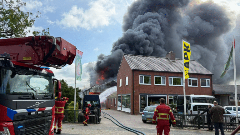 Grote brand Garagebedrijf Kolham