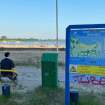 Zuidlaardermeer bij strand Meerwijck, blauwalg