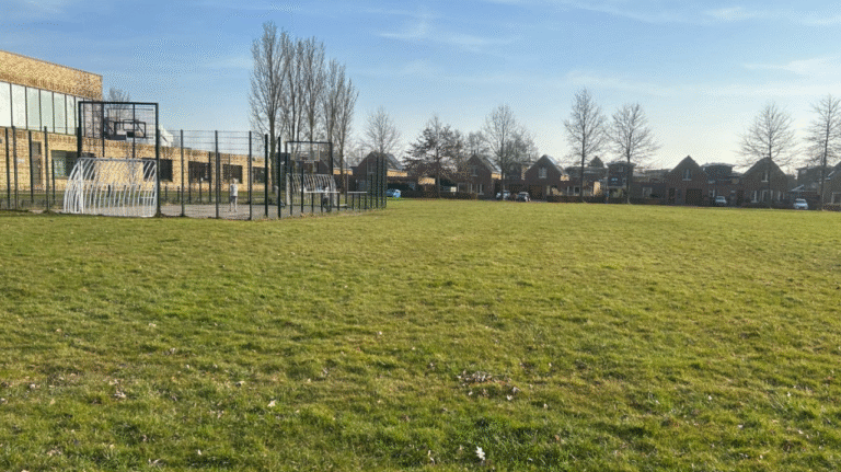 Kleedjesmarkt dorpenfeest HSW