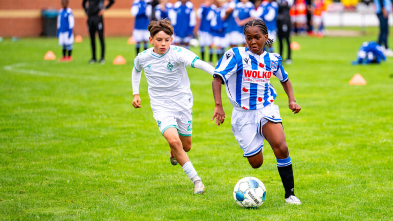 HSC Jeugdtoernooi gehouden op het sportpark Henk Bruins in Sappemeer 2025