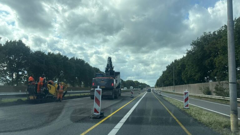 Onderhoud aan de A7 tussen Groningen en Zuidbroek
