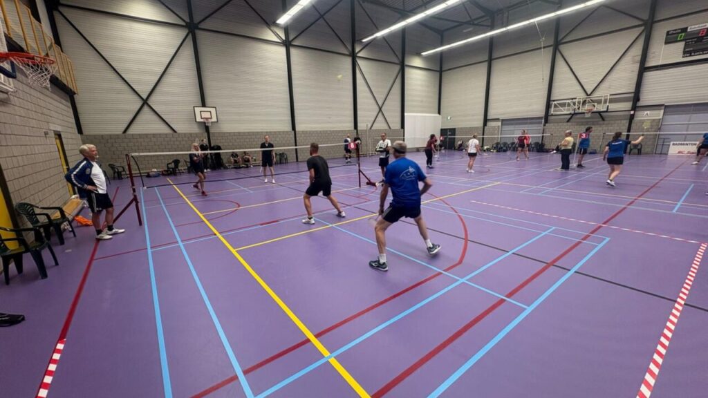 Achtste Make-A-Wish badmintontoernooi in Sportcentrum De Kalkwijck