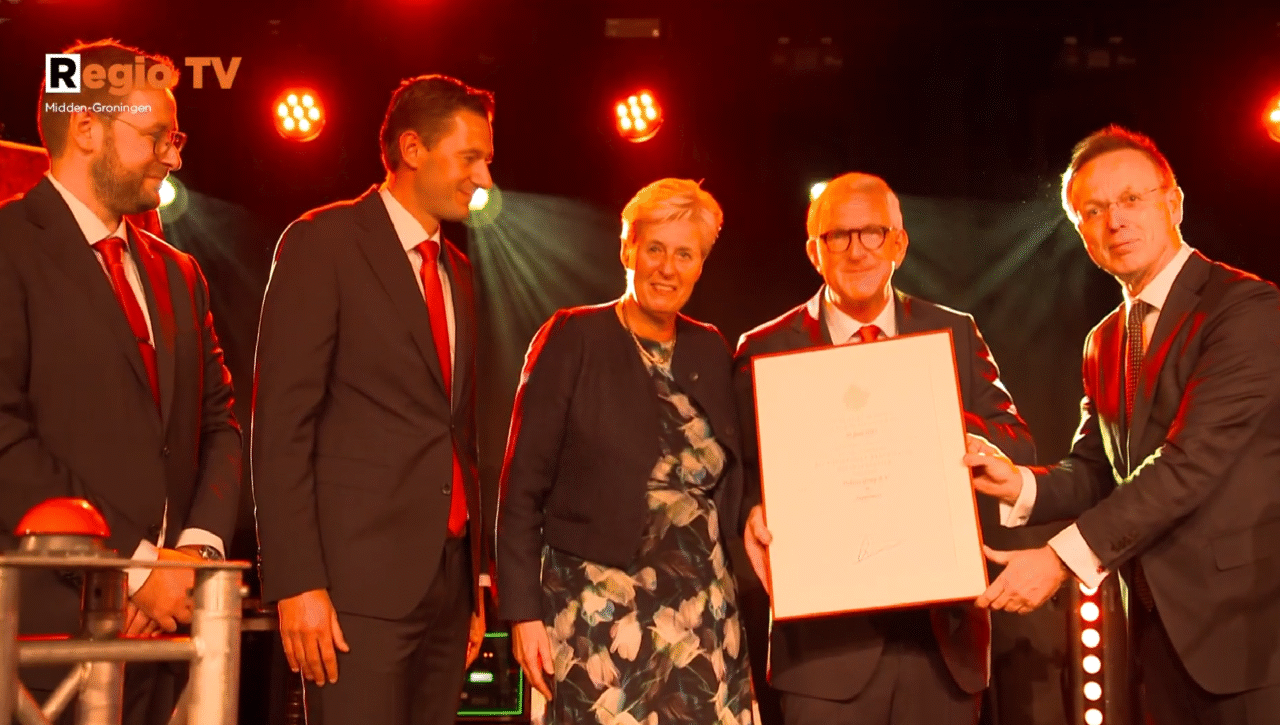 Dekens Groep, Sappemeer krijgt predicaat Hofleverancier