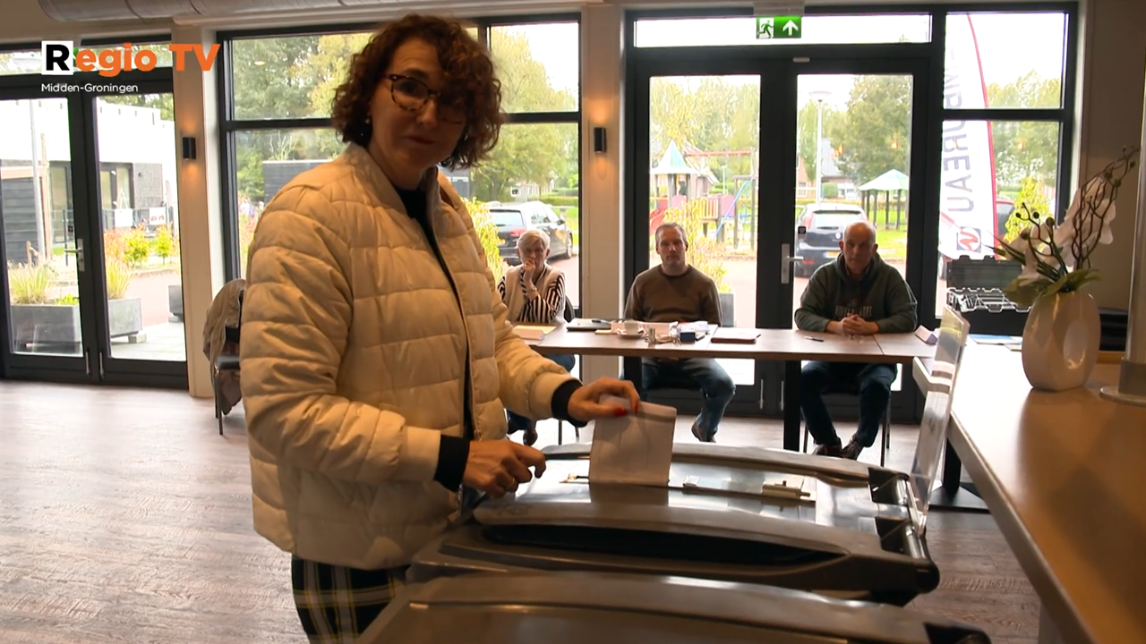 Marjolein Vulpes, VVD stemt tijdens landelijke verkiezingen in MFC Schildwolde