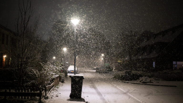 Sneeuwbuien in Sappemeer