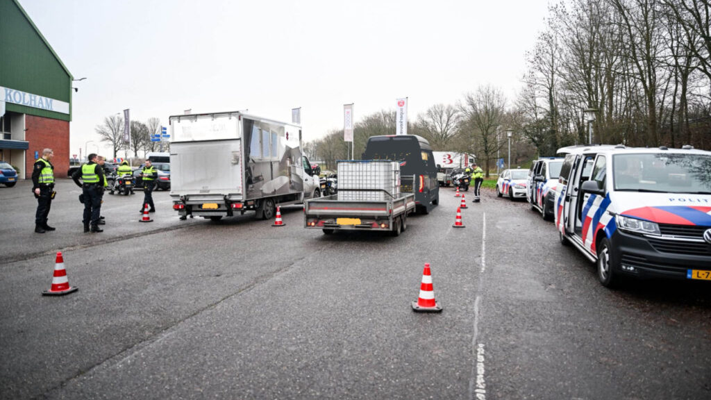 Grootschalige verkeerscontrole Kolham