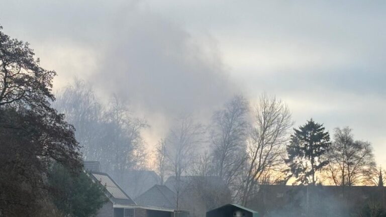 NL-Alert bij brand met veel rook Kerklaan in Siddeburen