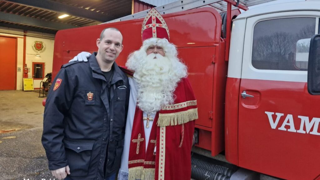 Brandweermuseum helpt Sint op tijd naar school
