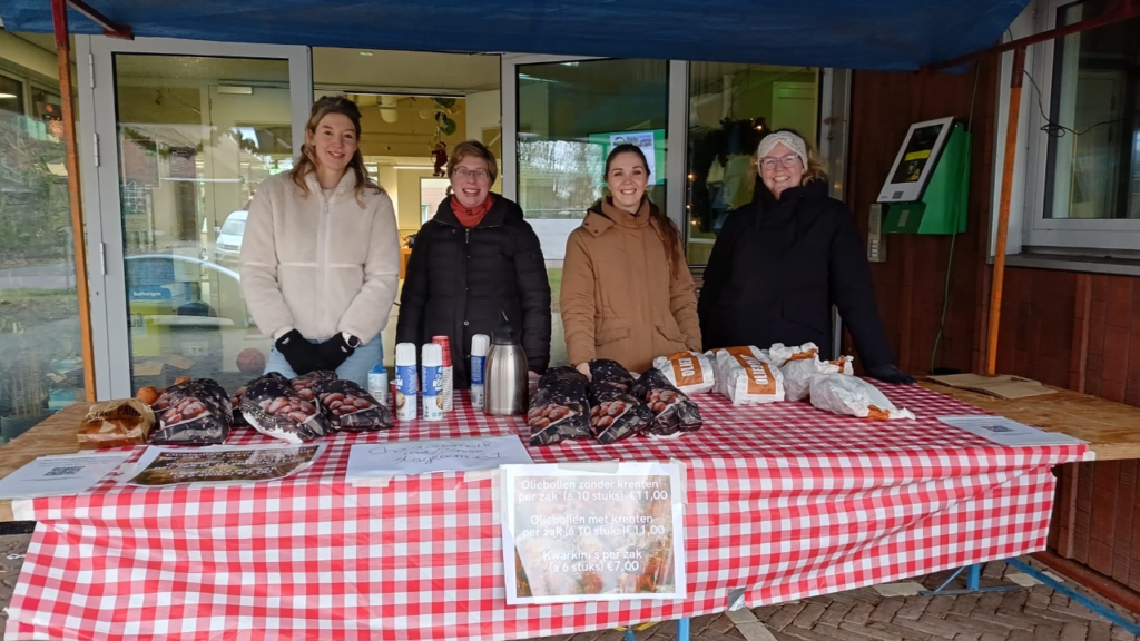 Oliebollenverkoop Meeden