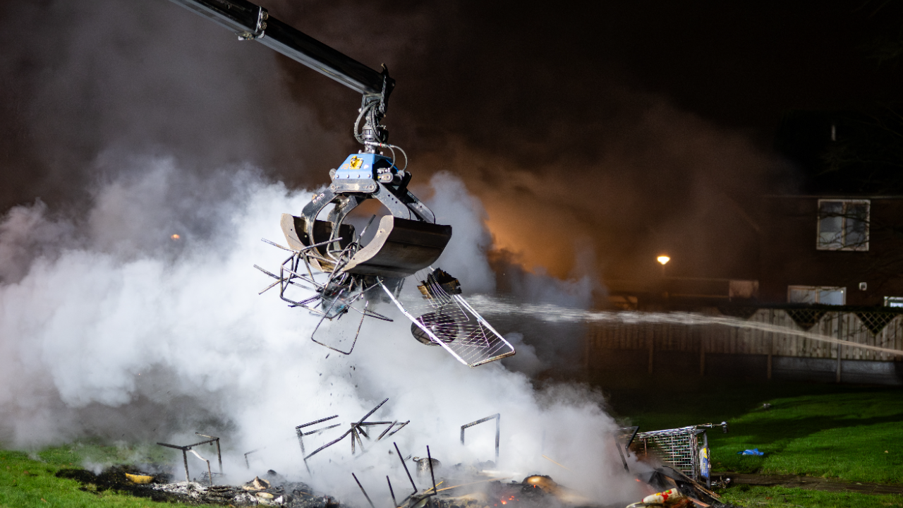 112 brand Hoogezand container