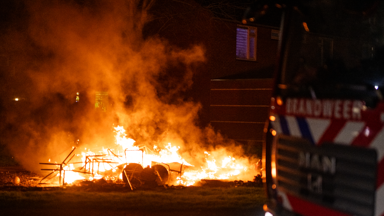 112 brand Hoogezand container