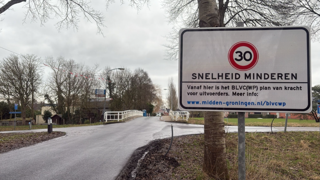 Verkeersbord Tjuchem