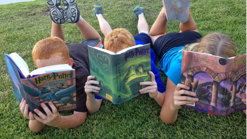 kinderboek lezen, voorlees dagenpixabay