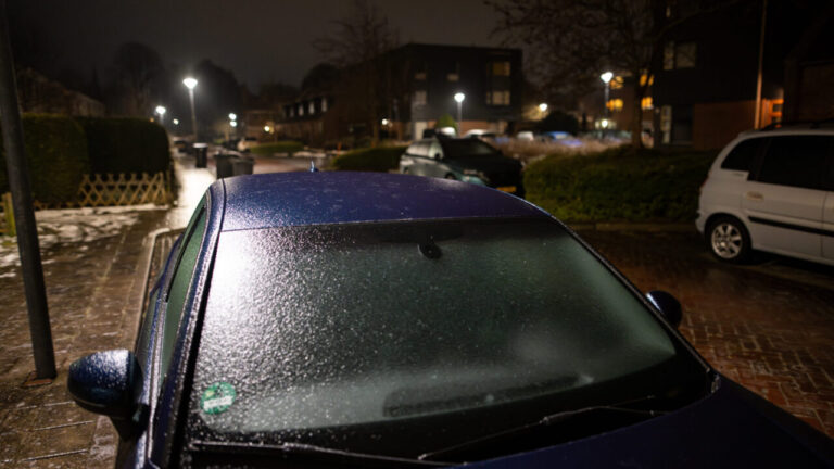 Code Rood voor gladheid in Sappemeer