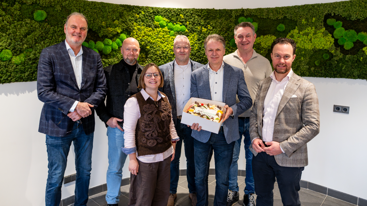 Gewoon groen, ondertekening