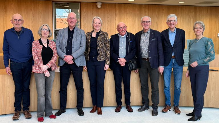 Oud burgemeesters op bezoek in MG