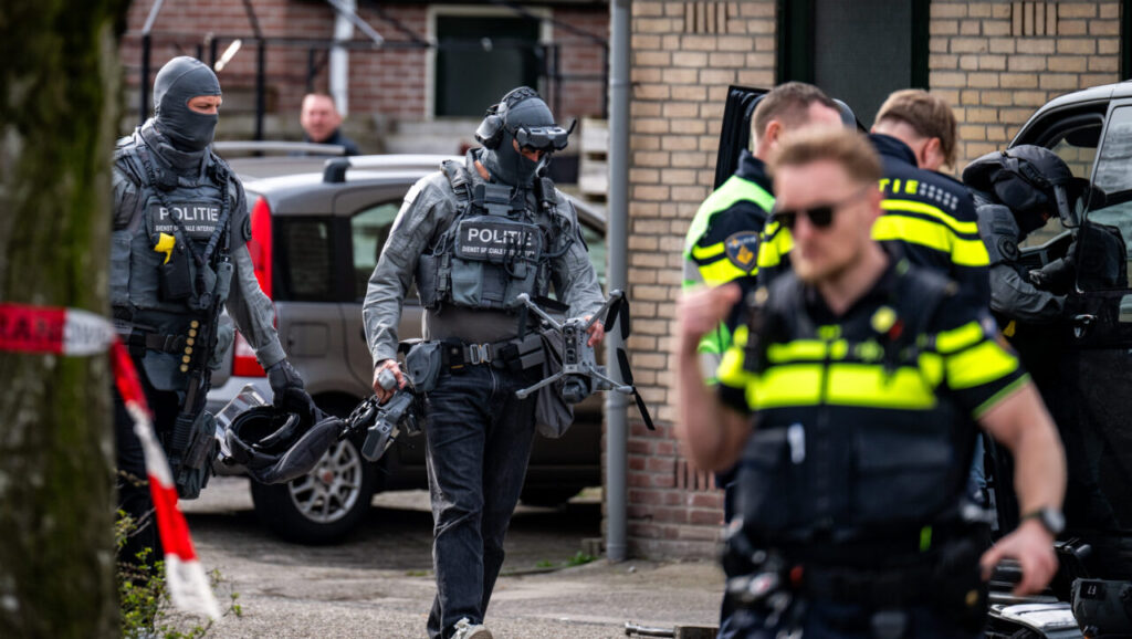 Tientallen woningen ontruimd in Sappemeer; Arrestatieteam ingezet