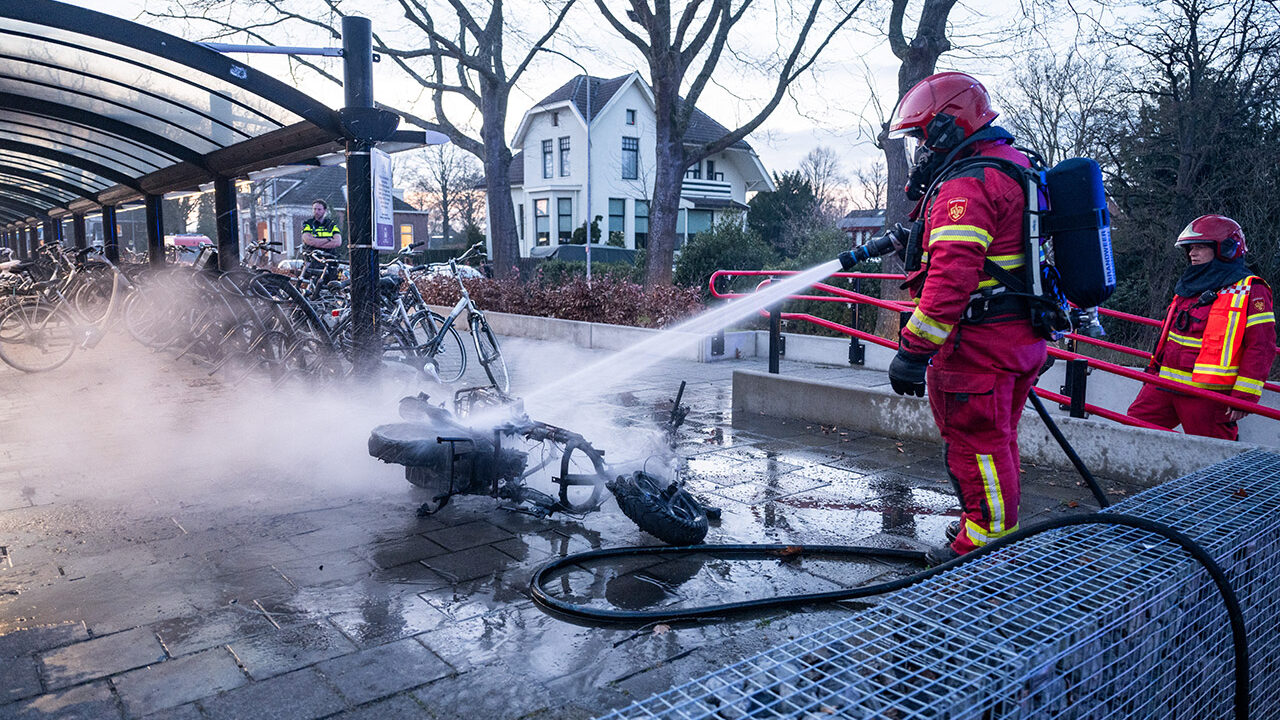 Alweer scooterbrand op station Hoogezand
