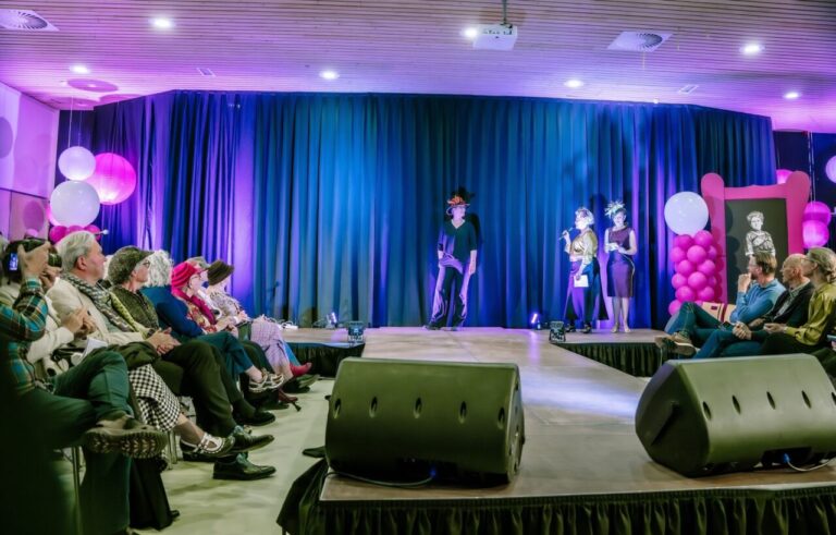 catwalk van verbinding, foto: Willem Bisschop