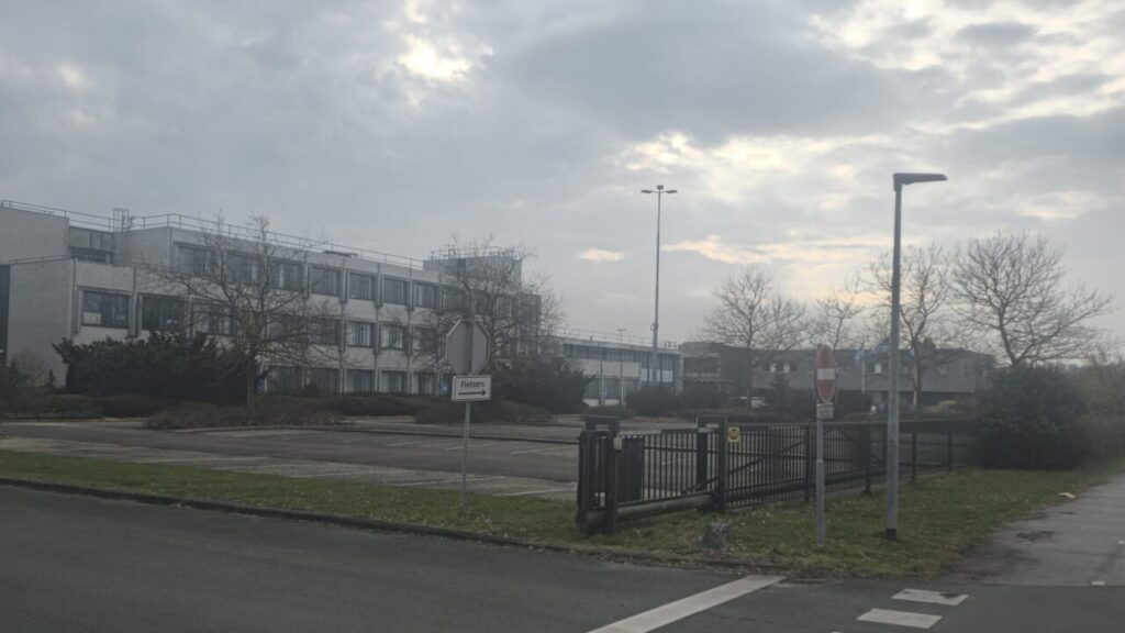 Nam kantoor in Sappemeer