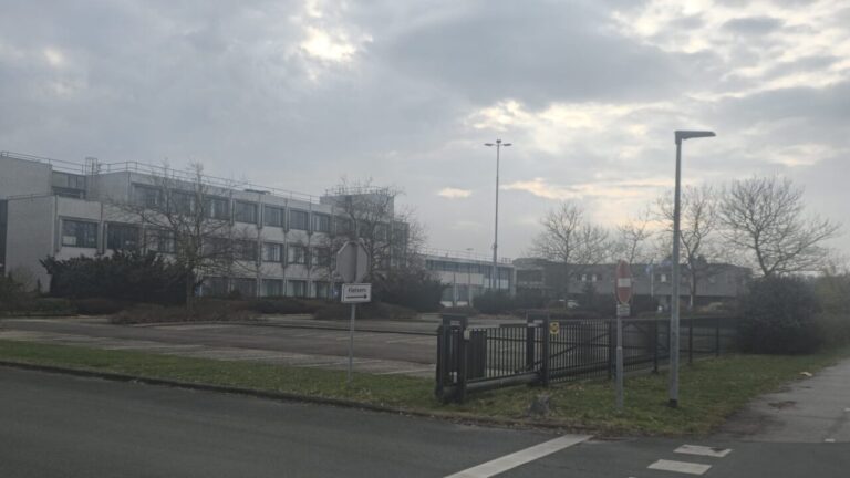 Nam kantoor in Sappemeer