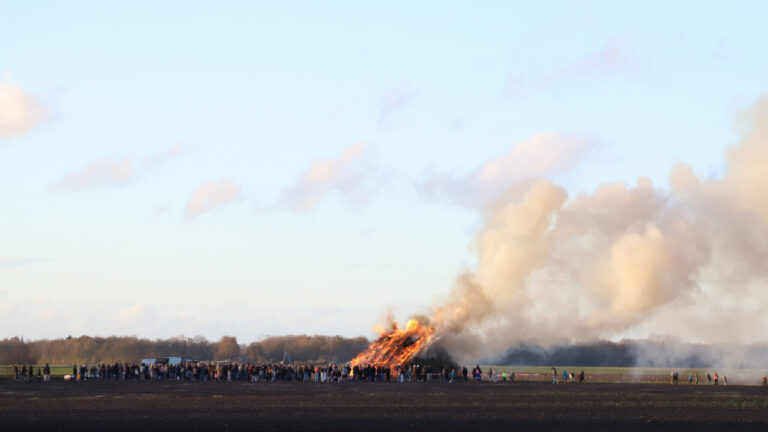Paasvuur Kalkwijk Hoogezand