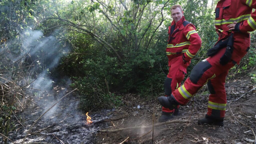 Bosschages Vosholen vatten vlam in Sappemeer