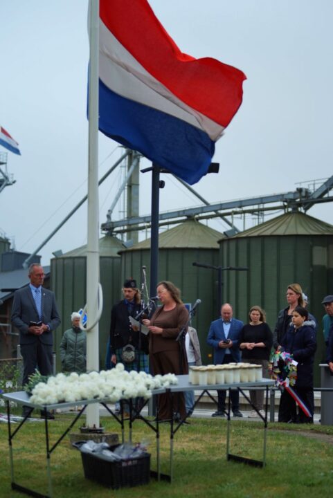 Anja Van Duuren, dodenherdenking Zuidbroek